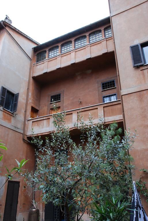Palazzo Velli Suites Róma Kültér fotó